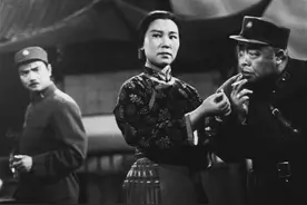《沙家浜》里草包司令，现实中的杀人魔王，“胡传魁”折戟上海滩图片