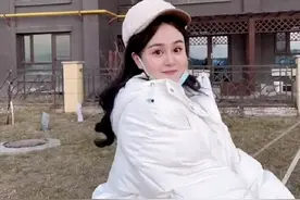 用最“奶”的声音唱上头的Rap，网红可爱屁露脸，不想容貌被评论图片