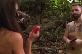 一对陌生男女，不带衣服和食物，挑战非洲草原生存21天！纪录片图片