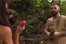 一对陌生男女，不带衣服和食物，挑战非洲草原生存21天！纪录片图片