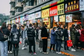 打卡成都建设路，永远都吃不完！图片