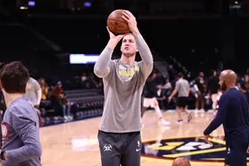 首发实力，替补定位，努力的普拉姆利和掘金队还合拍吗？图片