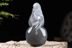 关于墨玉：什么才是真墨玉？墨玉的特点是什么？快瞧瞧图片