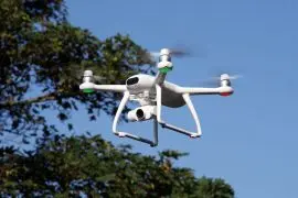 2021年最佳初学者无人机：新飞行员的8部最佳初学者无人机图片