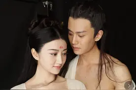 英年早婚的任嘉伦，为什么能二次爆红图片