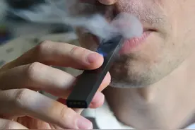 我卖电子烟：曾月入数十万，现在要转行图片