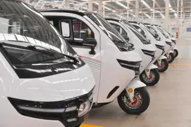 这2款电动三轮车款式好看，工艺先进，续航出众还很耐用图片