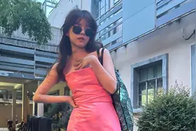 沫子为何深得陈赫赏识？17岁当职业选手，得知3位数月薪后：佩服图片