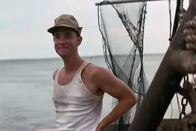 《阿甘正传》：人最顶级的聪明，是坚持做一个“傻子”图片