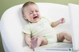 学不会“爬行”的宝宝，是智力有问题吗？听听美国儿科学会怎么说图片