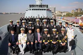 巴基斯坦054AP首舰正式交付 装备相控阵雷达 3.5亿换来海军最强战舰图片