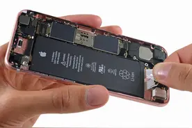 手机原装电池有多重要？苹果提供自助维修服务，国产厂商低价换新图片