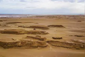 我国最神奇的雅丹地貌，被国外称为“魔鬼城”，风景宛如外星球图片