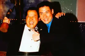 足球运动员、龙套演员、导演、香港著名艺人，曾志伟奋斗了48年图片