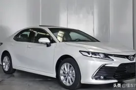 新车｜丰田新款凯美瑞来了，配置曝光，增加车载微信，配悬浮大屏图片