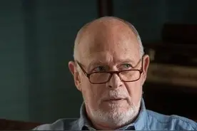 塔克，一个善良、孤独，成就他人心愿的人图片