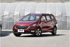 空间、配置满足日常需求，后期养车成本亲民，宝骏310W划算图片