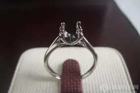 又双叒掉钻了！买的钻戒一年掉钻3次？这些注意事项一定要牢记图片