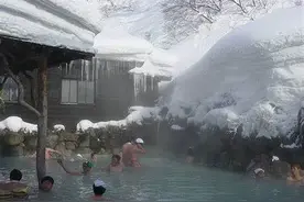 3万名20年随访研究显示：每天泡热水澡，使心脏病和中风风险降低图片
