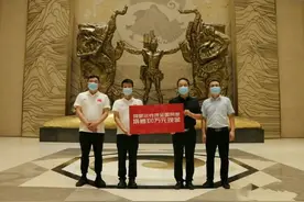 鸿星尔克和耐克双双上热搜，同为运动品牌，为何差距这么大？图片