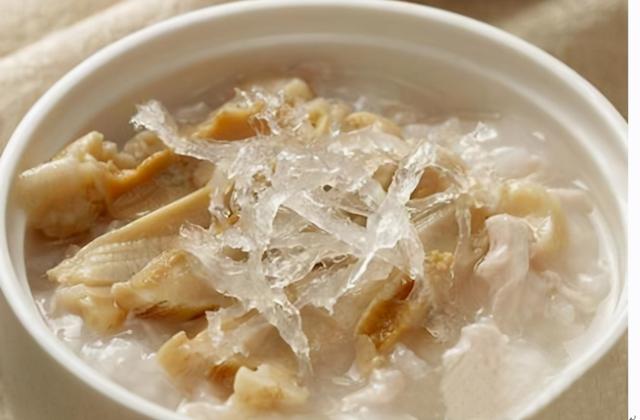 燕窝可以搭配花胶炖吗 2026年燕窝可以搭配花胶炖吗功效