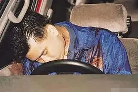 帮梅艳芳出头被杀后，女友甘当富豪情人20年，今与正室和睦相处图片