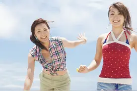 小说：高中生比赛倒着背诵《岳阳楼记》，难度不小图片