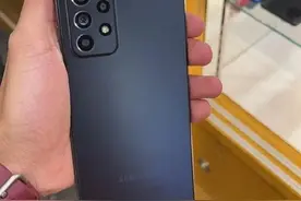 三星Galaxy A52 5G真机曝光：搭载骁龙750处理器图片