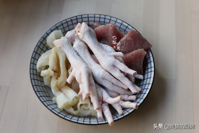 鸡爪花胶 2026年鸡爪花胶煲汤什么材料最好