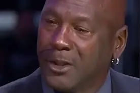 乔丹哭了：科比走了，我身体的一部分也死去了！视频封面