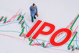 中国许多企业选择在美国上市的原因图片