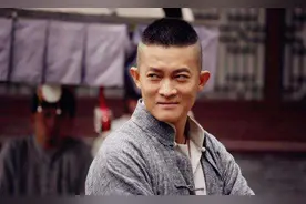 杨志刚：亲哥力捧13年，反被尔冬升扯下"遮羞布"，真没演技？图片