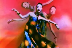 vogue中国版封面欣赏 花样年华 周冬雨 江疏影 刘雯图片