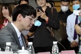 陈薇儿子谈论妈妈，网友：这才是真正富二代，言行都体现"富养"图片