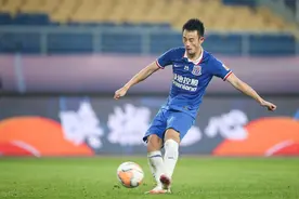 励志！他因在恒大踢不上主力开始沦落中乙，如今逆袭成豪门核心图片