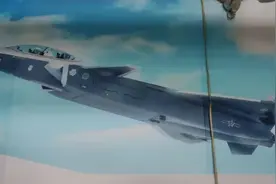 两款五代机同时亮相！美感叹中国雄心壮志：他们正考虑未来空战图片