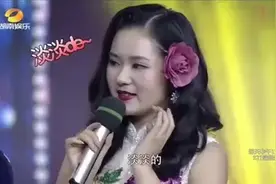 邓丽君投胎转世？湖南妹子唐丽丽的一颦一笑，完全雷同邓丽君图片