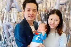 《灵魂摆渡》夏冬青当爸！晒女儿可爱满月照，夫妻俩还被赞有奇缘图片