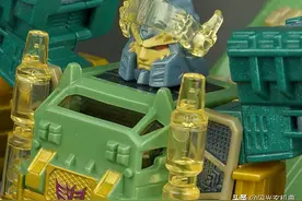 变形金刚动漫人物：重涂“超能合体”霸天虎强势指挥官-蝎王萨克图片