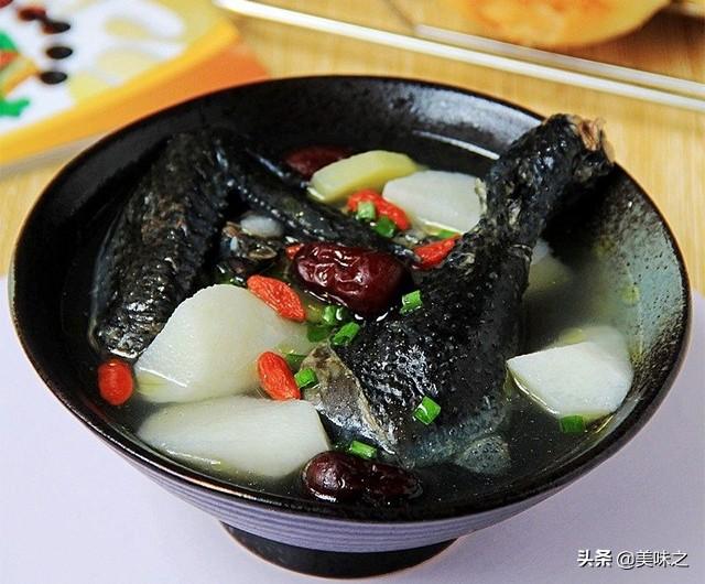 花胶桂圆花旗参乌鸡汤 2026年花胶花旗参乌鸡汤的功效