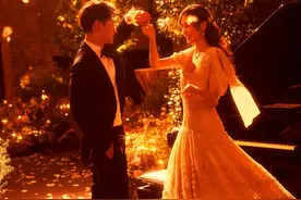 明星婚礼上爱的跳舞，张若昀唐艺昕、唐嫣罗晋，宛如王子和公主图片