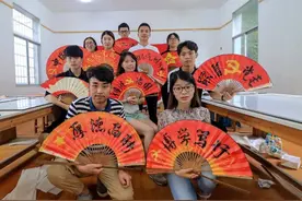 上大学就交“入党申请书”，多久能成为党员，看看辅导员怎么说图片