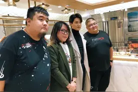 吃肉不吃蒜香味少一半，泡泡龙事件过后，某吃播现场昏睡让人忧心图片