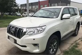 20款霸道4000展现家族优势高效动力灵敏操控极佳肩负越野公路性能图片