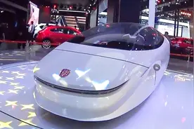 中国发明两轮汽车，卡车都撞不倒，还能横着跑，堪称上班族福利视频封面