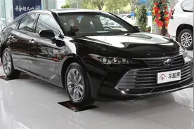 亚洲龙VS凯美瑞！师出同门，选谁才会不花冤枉钱？图片