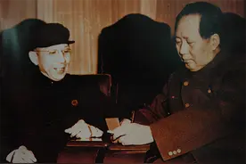 校长张干为何事曾想开除毛主席？解放后生活贫困受毛主席接济图片