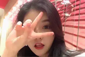 我和50岁大叔的故事，我爱他，因为他能改变我的命运图片