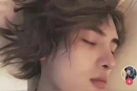 22岁韩安冉再次离婚，婚内出轨旧人毫无歉意，希望得到大家祝福图片