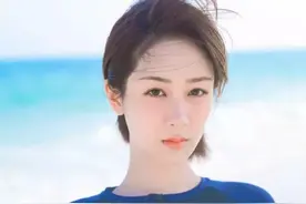 杨紫张艺兴恋情又被抓包 节目上穿情侣睡衣？图片